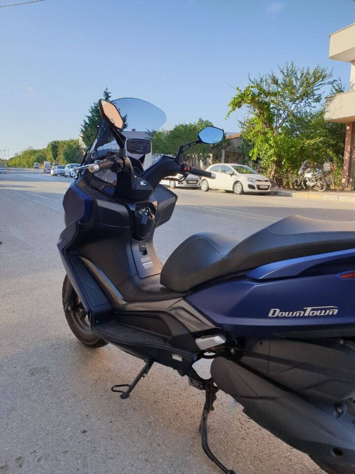 MOTOCAM Kymco Downtown 250i Ön Cam 2016-2026 Model 78cm Füme Renkli 4mm UZUN