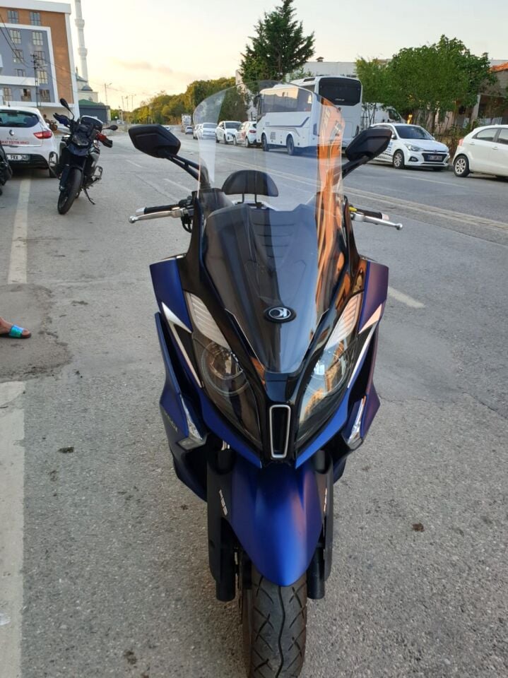 MOTOCAM Kymco Downtown 250i Ön Cam 2016-2026 Model 78cm Şeffaf Renkli 4mm UZUN