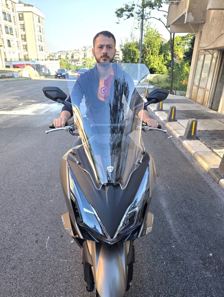 MOTOCAM Kymco Downtown GT 350 Ön Cam 2025-2026 Model 62cm Şeffaf Renkli 4mm