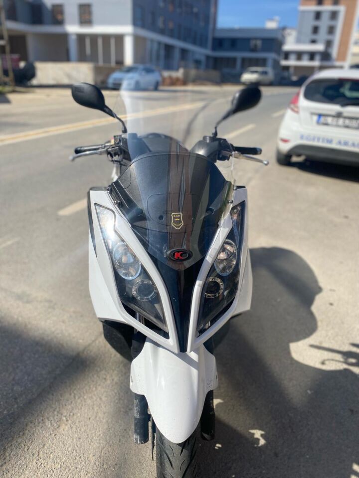 MOTOCAM Kymco Downtown Ön Cam 2009-2017 Model 67cm Şeffaf renk 4mm