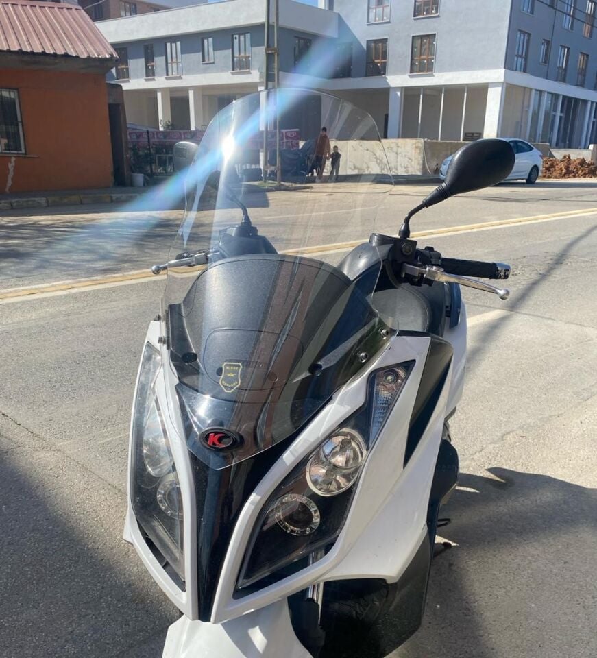MOTOCAM Kymco Downtown Ön Cam 2009-2017 Model 67cm Şeffaf renk 4mm