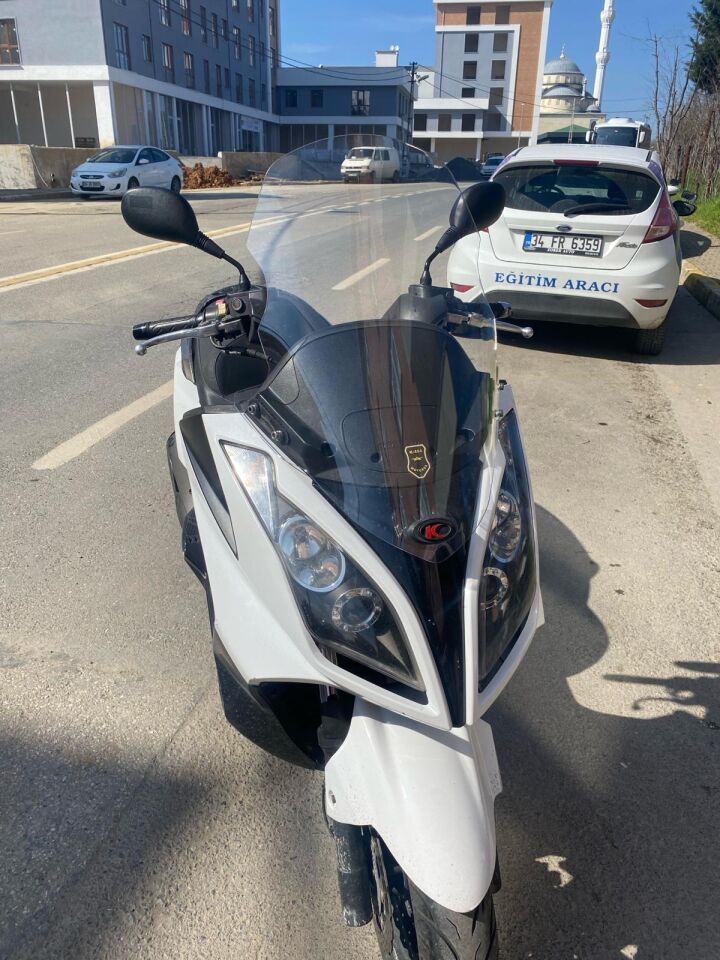 MOTOCAM Kymco Downtown Ön Cam 2009-2017 Model 67cm Şeffaf renk 4mm