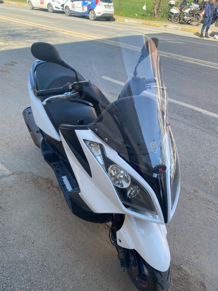 MOTOCAM Kymco Downtown Ön Cam 2009-2017 Model 67cm Şeffaf renk 4mm