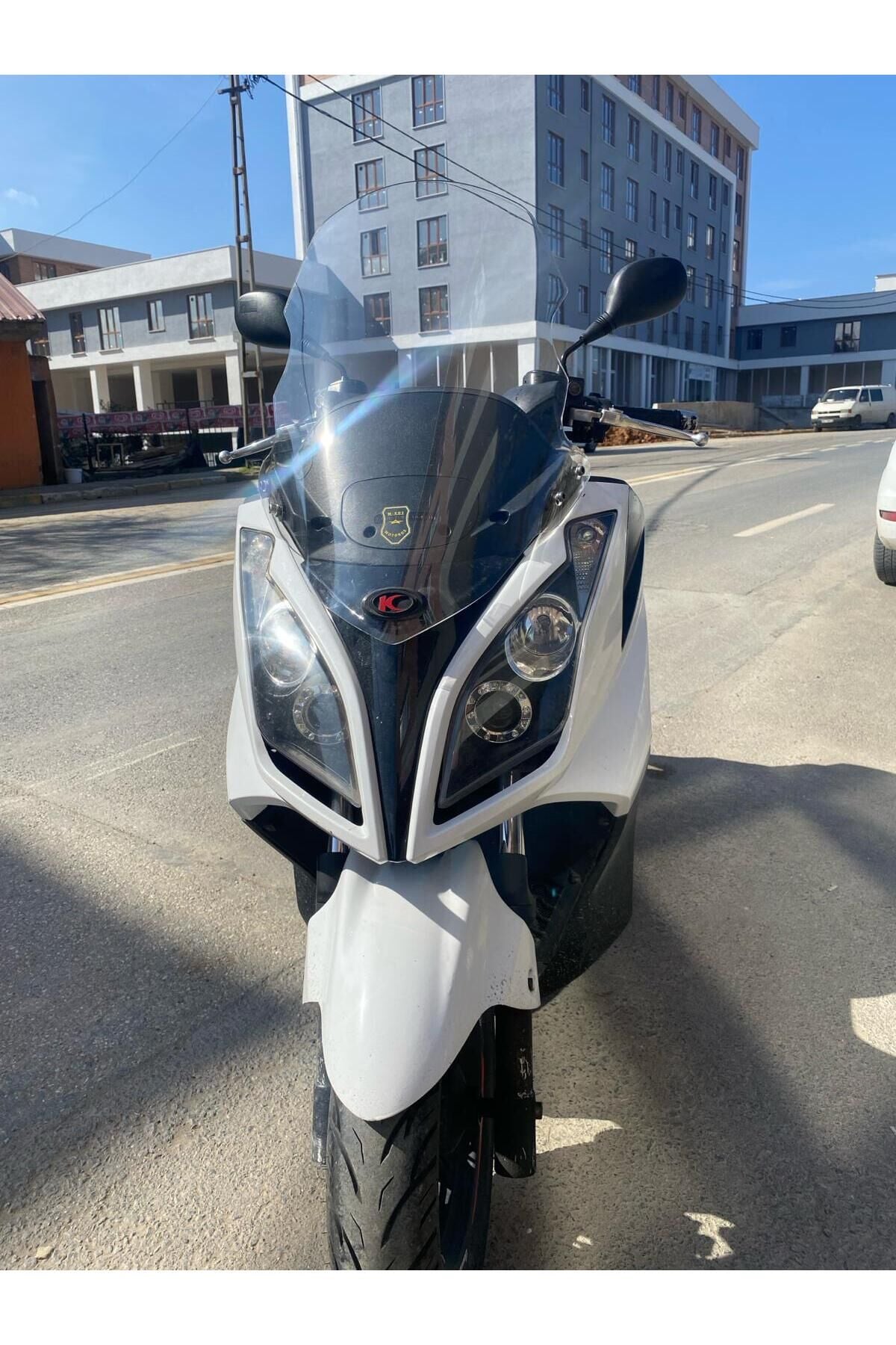 MOTOCAM Kymco Downtown Ön Cam 2009-2017 Model 78cm Şeffaf Renkli 4mm UZUN