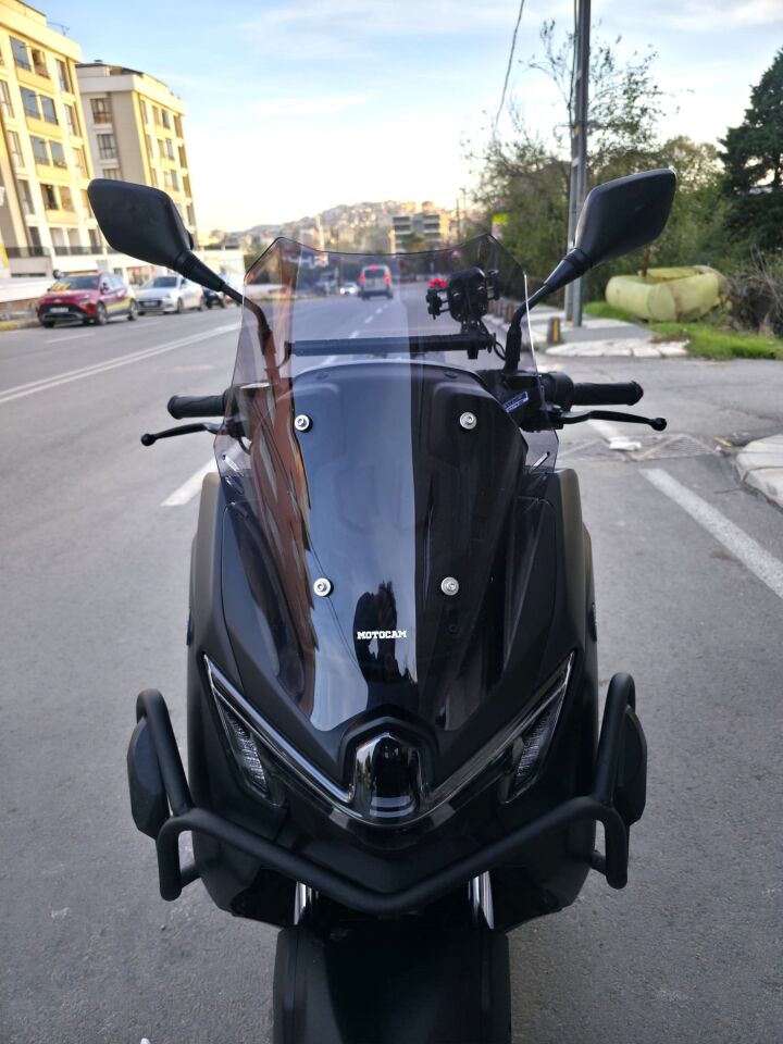MOTOCAM Yamaha Nmax Ön Cam 2025 Model 43cm Füme Renkli SPORTİF