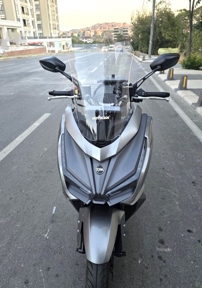 MOTOCAM Sym Cruisym 150 GT Ön Cam 2023-2026 Model 45cm Şeffaf Renkli 4mm