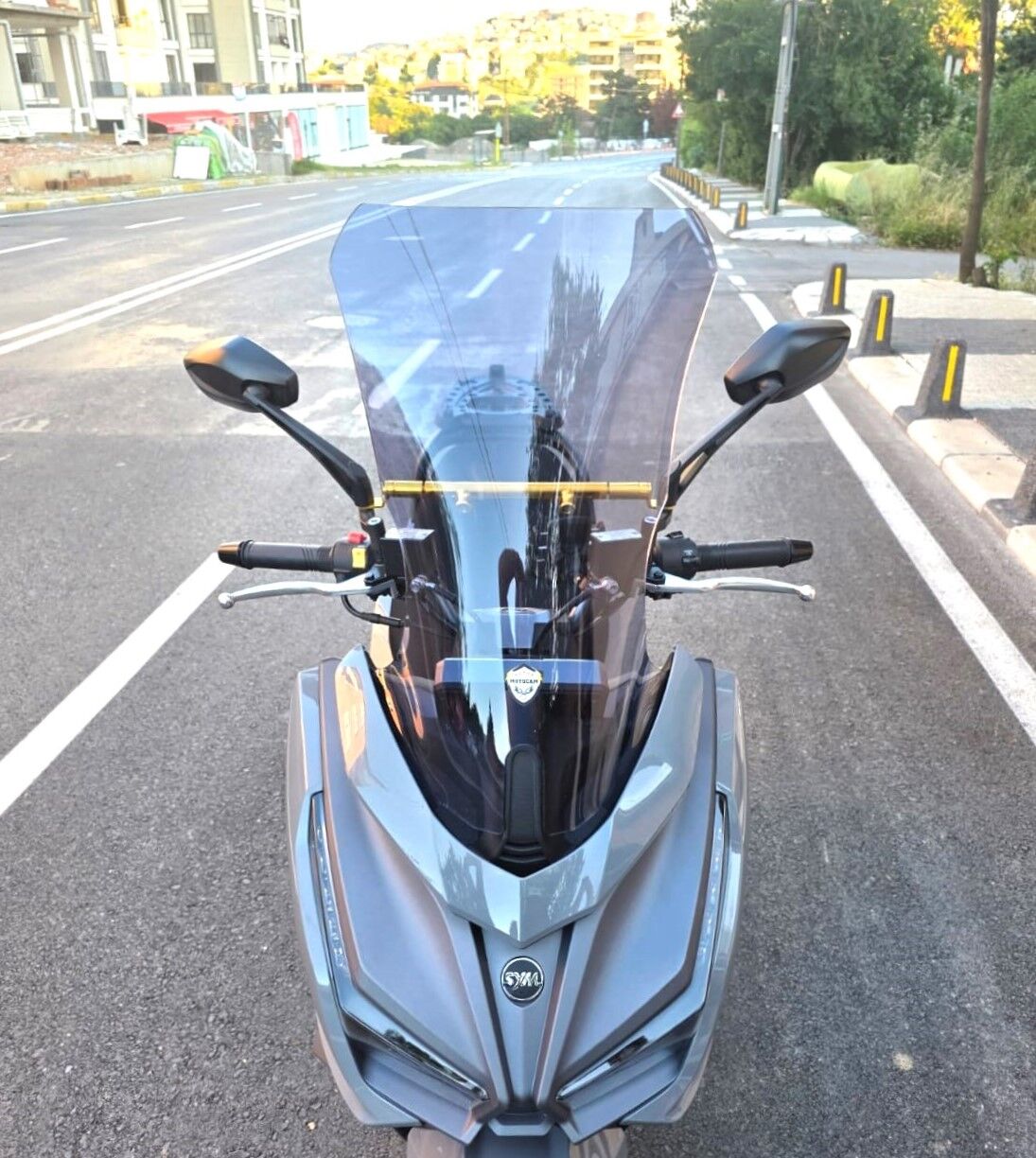 MOTOCAM Sym Cruisym 150 GT Ön Cam 2023-2026 Model 58cm Füme Renkli 4mm