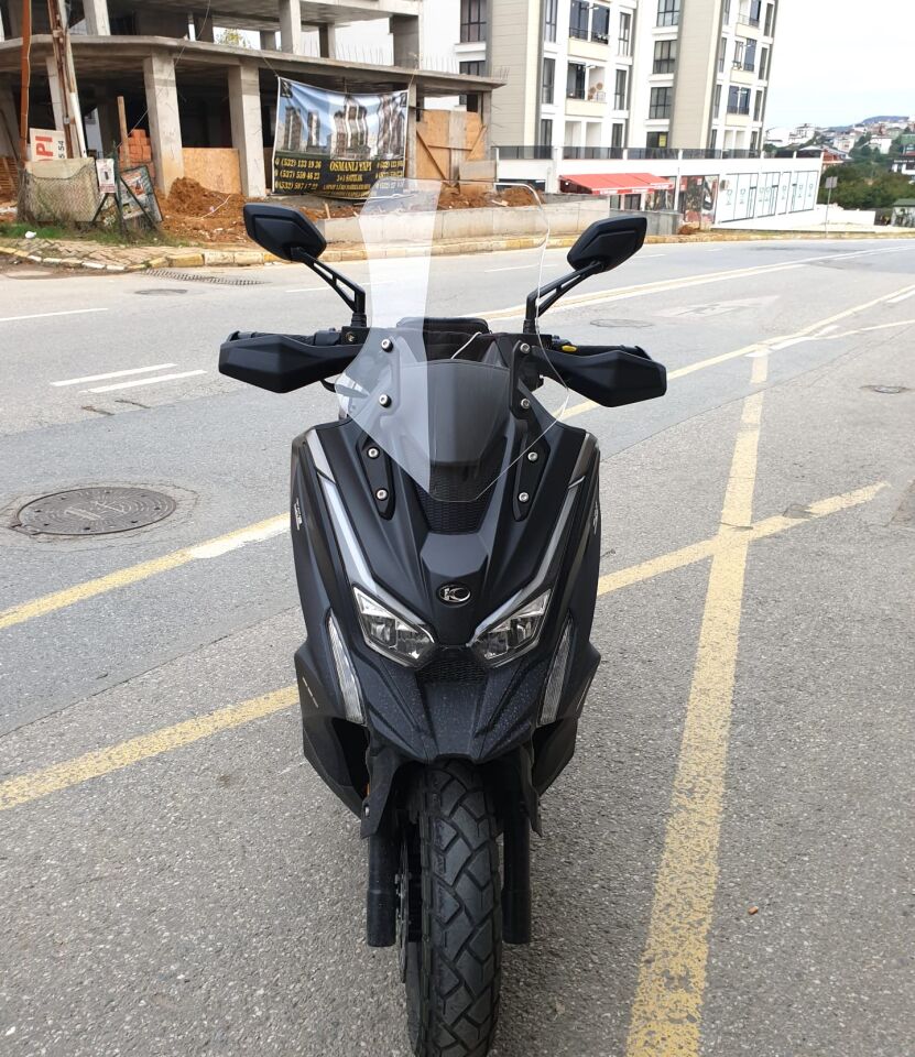 MOTOCAM Kymco DTX 250 Ön Cam 2021-2023 Model 55cm Şeffaf Renkli 4mm ORTA BOYLU