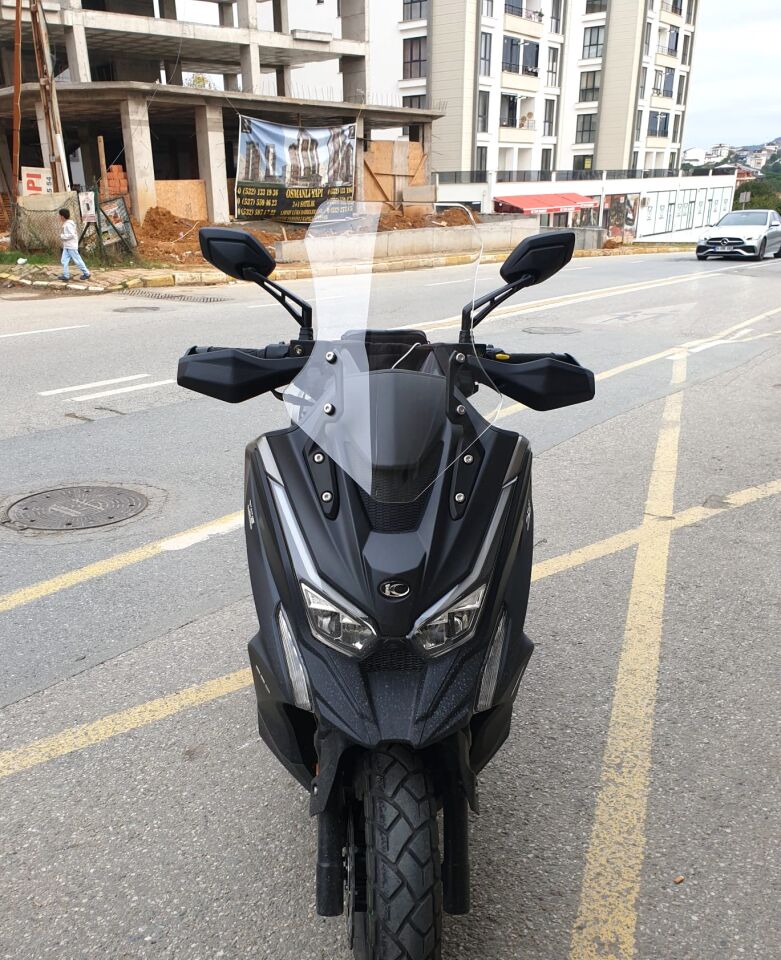 MOTOCAM Kymco DTX 250 Ön Cam 2021-2023 Model 55cm Şeffaf Renkli 4mm ORTA BOYLU