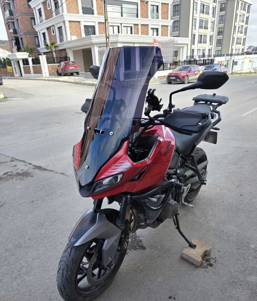 MOTOCAM Trıumph Tiger Sport 660 Ön Cam 2022-2026 Model 73cm Siyah Renkli 4mm
