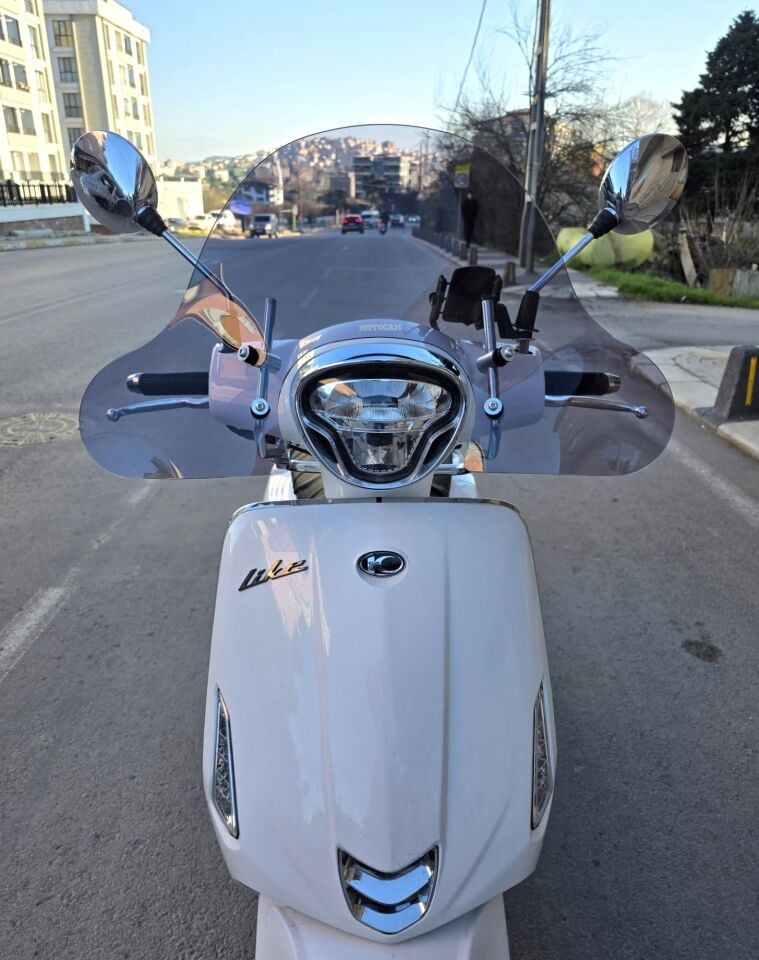 MOTOCAM Kymco Like 50 Ön Cam 2009-2023 Model 43cm Füme Renkli 4mm APARATSIZ