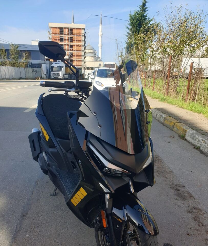 MOTOCAM Kymco Krv 200 Ön Cam 2022-2026 Model 75cm Şeffaf Renkli 4mm UZUN