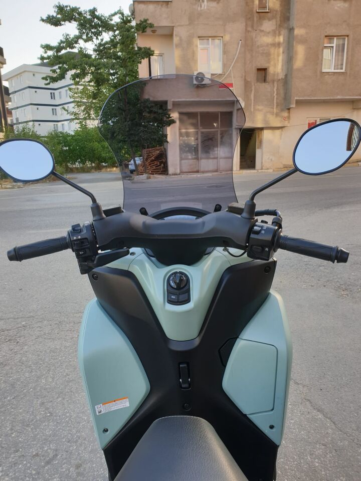 MOTOCAM Yamaha Tricity 125 Ön Cam 2014-2026 Model 60cm Füme Renkli 4mm