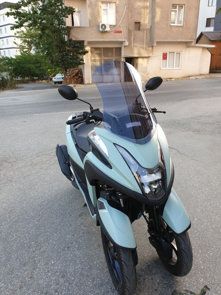 MOTOCAM Yamaha Tricity 125 Ön Cam 2014-2026 Model 60cm Füme Renkli 4mm