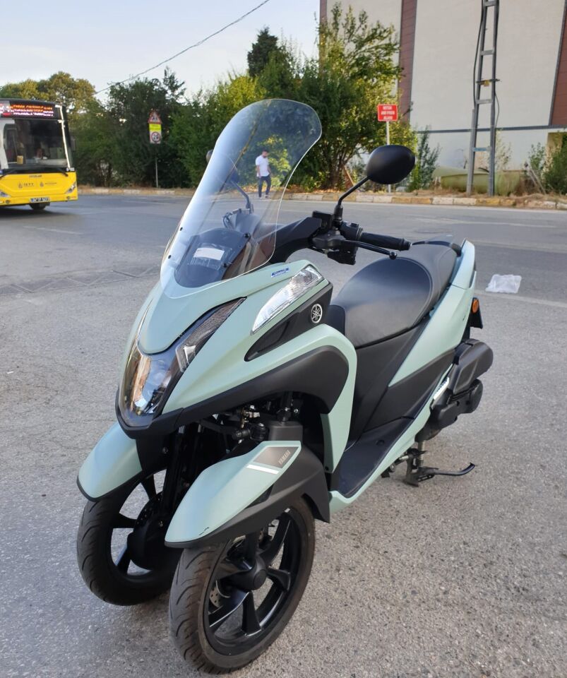MOTOCAM Yamaha Tricity 125 Ön Cam 2014-2026 Model 60cm Şeffaf Renkli 4mm