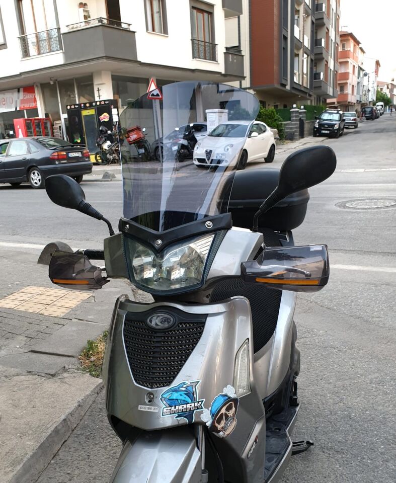 MOTOCAM Kymco People S 200 Ön Cam 2011 Model 48cm Füme Renkli 4mm UZUN