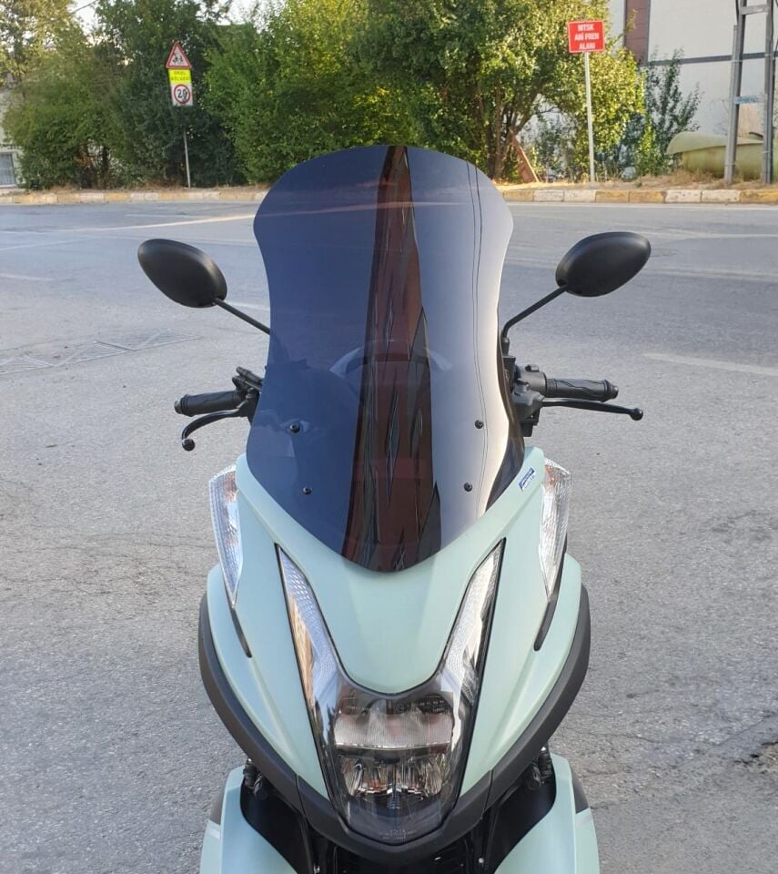MOTOCAM Yamaha Tricity 125 Ön Cam 2014-2026 Model 60cm Siyah Renkli 4mm