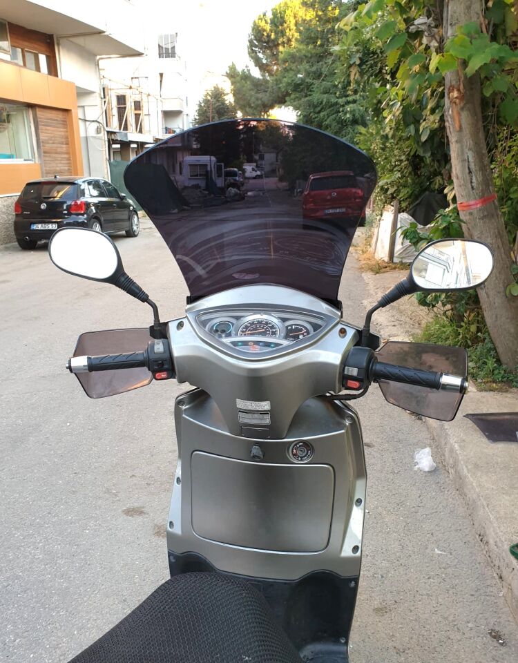 MOTOCAM Kymco People S 200 Ön Cam 2011 Model 48cm Siyah Renkli 4mm UZUN