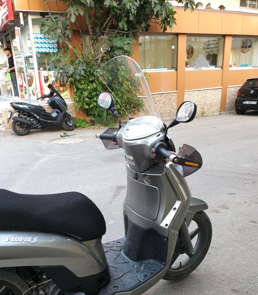 MOTOCAM Kymco People S 200 Ön Cam 2011 Model 48cm Şeffaf Renkli 4mm UZUN