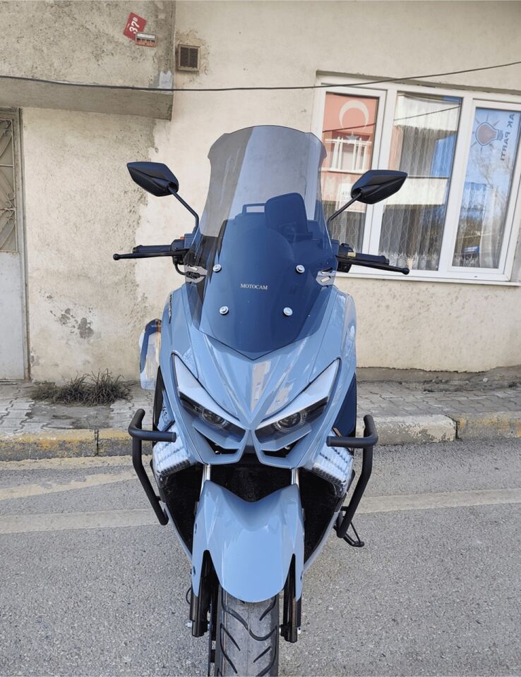 MOTOCAM Küba Chia 125 Ön Cam 2023-2026 Model 75cm Füme Renkli 4mm UZUN