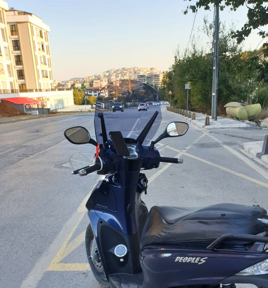 MOTOCAM Kymco People S 200 Ön Cam 2020-2026 Model 38cm Füme Renkli 4mm SPORTİF