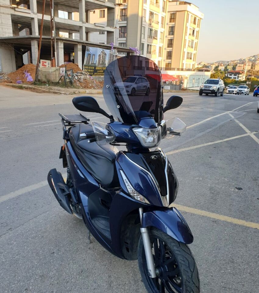 MOTOCAM Kymco People S 200 Ön Cam 2020-2026 Model 38cm Siyah Renkli 4mm SPORTİF