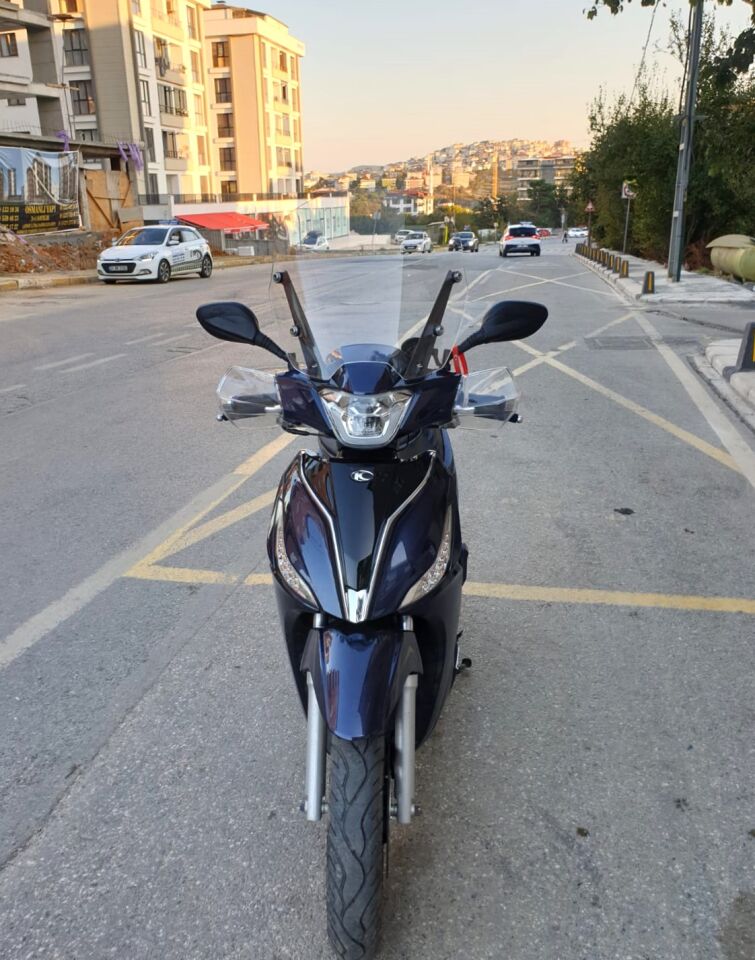 MOTOCAM Kymco People S 200 Ön Cam 2020-2026 Model 38cm Şeffaf Renkli 4mm SPORTİF