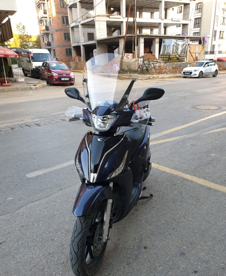 MOTOCAM Kymco People S 200 Ön Cam 2020-2026 Model 38cm Şeffaf Renkli 4mm SPORTİF