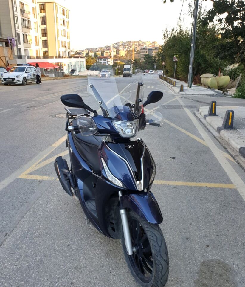 MOTOCAM Kymco People S 200 Ön Cam 2020-2026 Model 38cm Şeffaf Renkli 4mm SPORTİF