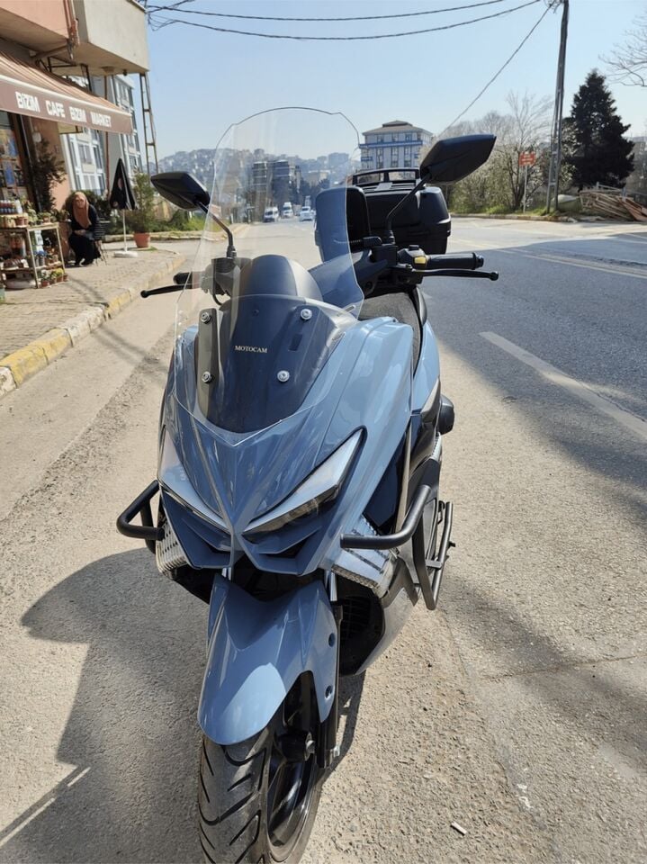 MOTOCAM Küba Chia 125 Ön Cam 2023-2026 Model 75cm Şeffaf Renkli 4mm UZUN