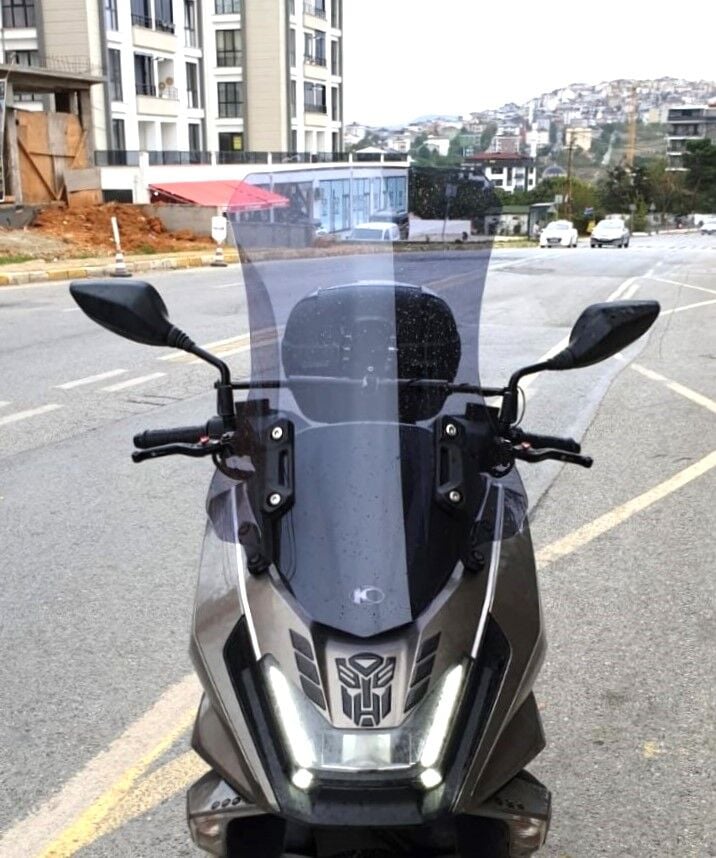 MOTOCAM kymco Skytown 125 Ön Cam 2023-2026 Model 72cm Füme Renkli 4mm UZUN