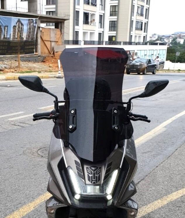 MOTOCAM kymco Skytown 125 Ön Cam 2023-2026 Model 72cm Siyah Renkli 4mm UZUN